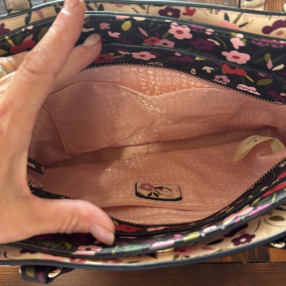 Kate Spade Floral Crossbody-Bag - Picture 2 of 11